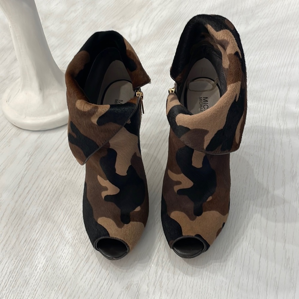 Michael Michael Kors heeled boot